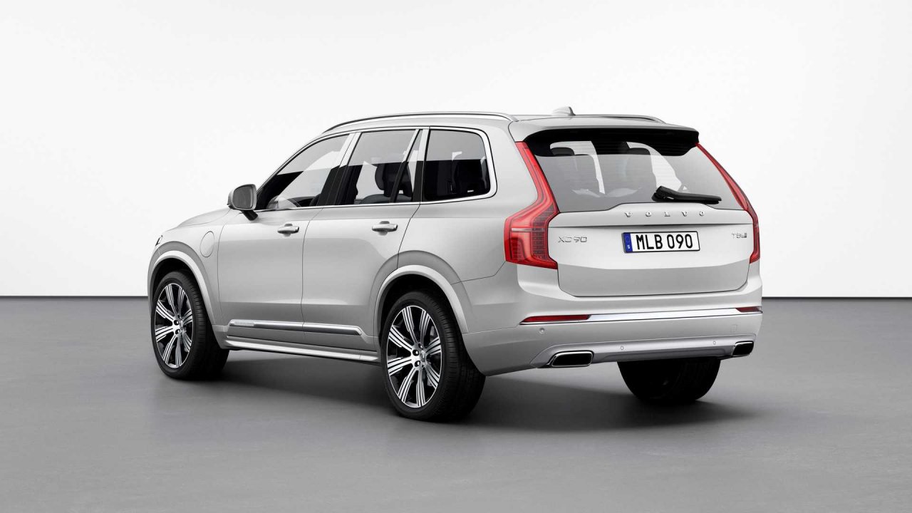 dau-bmw-x5-va-mercedes-benz-gle-volvo-xc90-2020-gia-gan-4-ty-dong-sap-ve-viet-nam
