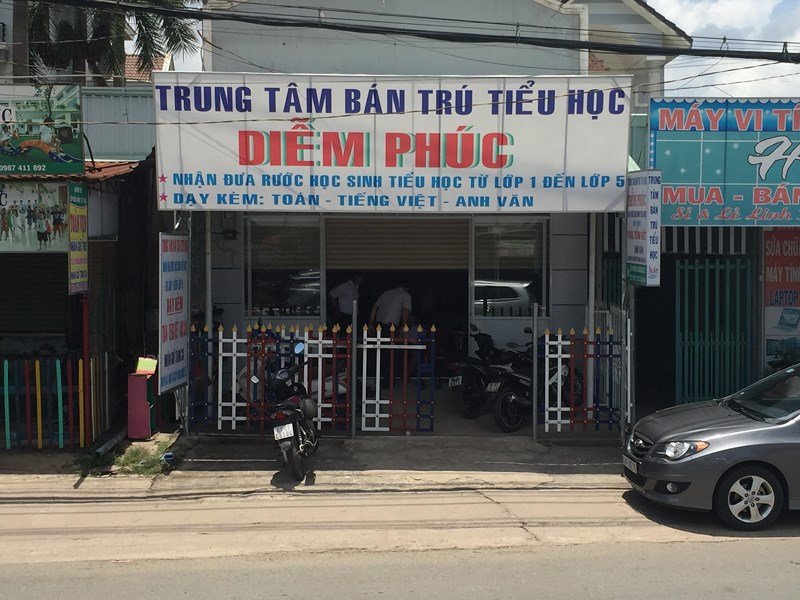dinh-chi-hoat-dong-co-so-giu-tre-vi-de-quen-be-trai-7-tuoi-trong-truong-o-binh-duong