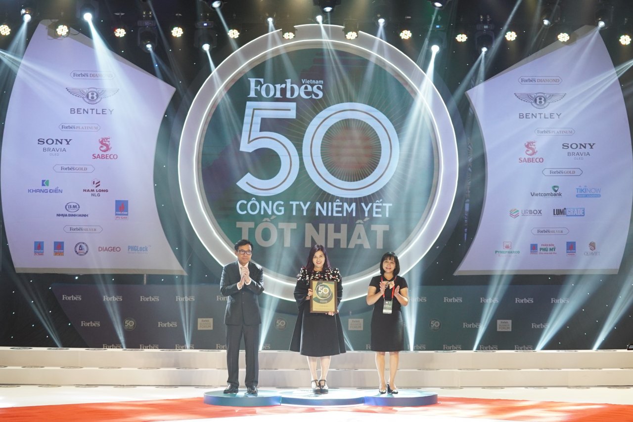 vietjet-ghi-hattrick-voi-danh-sach-50-cong-ty-niem-yet-tot-nhat-viet-nam-cua-forbes