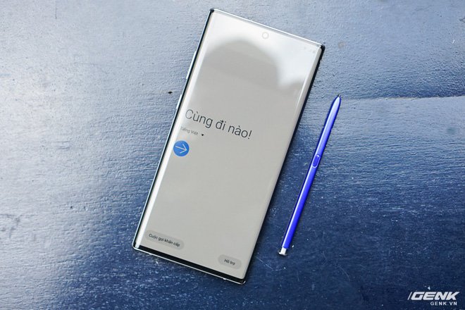 Mở hộp Galaxy Note10+ màu Ánh Cực Quang xem có gì mới