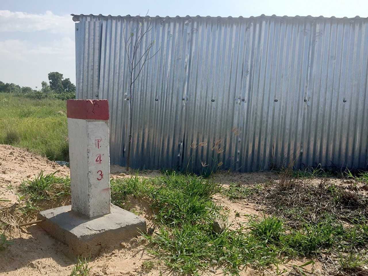 o-at-trong-cay-xay-cong-trinh-trai-phep-cho-den-bu-cao-toc-bac-nam