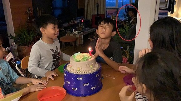 Sau một năm vướng scandal gạ tình, cuộc sống của Phạm Anh Khoa giờ ra sao?