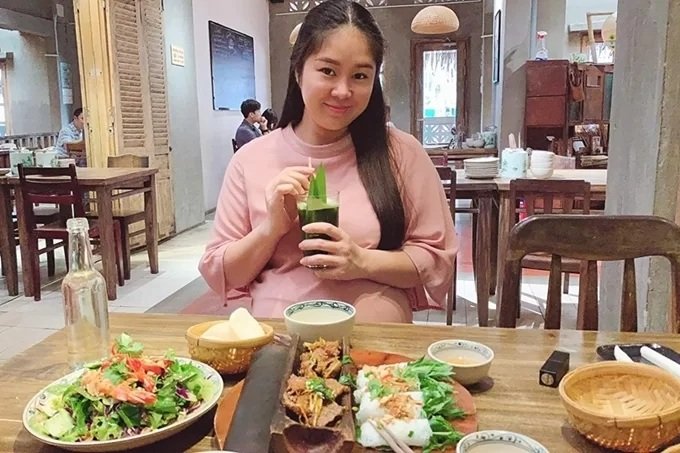 Diễn viên Lê Phương tăng gần 80kg khi mang bầu lần hai.