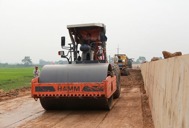 Toàn cảnh tuyến đê bê tông 