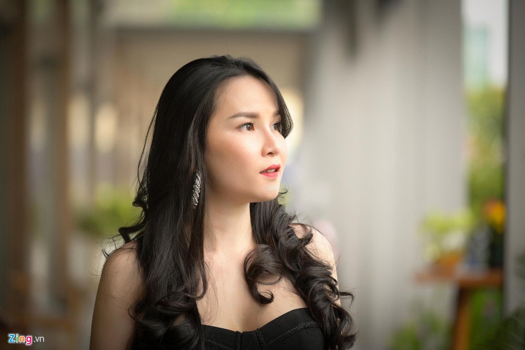 truong-nhom-may-trang-ly-hon-vi-cai-nhau-voi-me-chong-nhu-com-bua