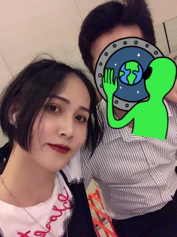 Chuyện tình nữ streamer chuyển giới: Lần đầu gặp đã cho con trai nhà người ta đợi 4 tiếng, được nửa kia 
