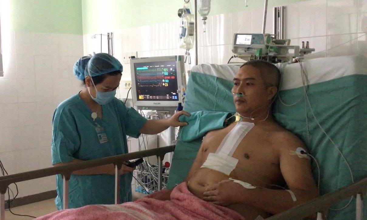 ghep-thanh-cong-qua-tim-sau-4-tieng-dong-ho-thieu-mau-lanh
