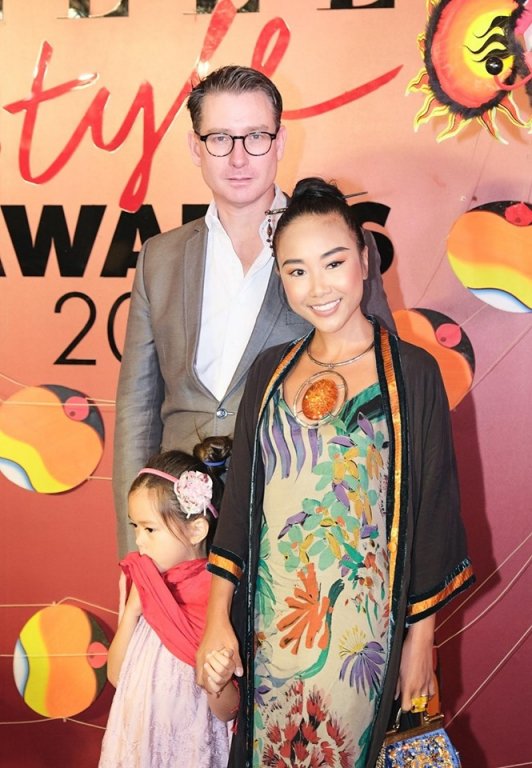 my-tam-cung-dan-sao-viet-oach-tac-tham-do-elle-style-awards