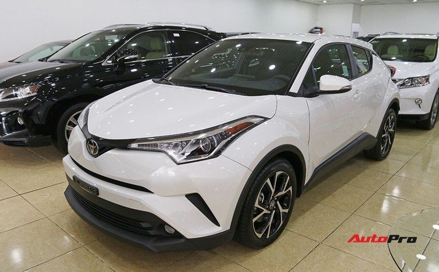Thích xe Toyota nhập Mỹ, đại gia Việt vẫn chịu giá đắt gấp đôi đối thủ, vung tiền tỷ sở hữu hàng độc