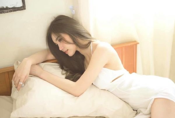 Ngoài công việc người mẫu nội y, cô còn là gương mặt được các nhãn hàng lựa chọn để quảng bá sản phẩm. Dù trong hình tượng nào thì Jarunan Tavepanya cũng nhận về sự yêu mến của khán giả.