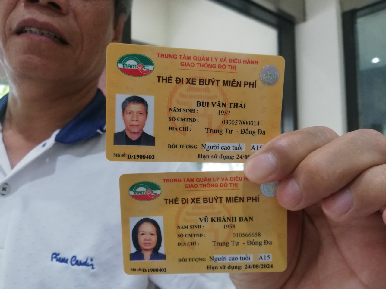 ha-noi-hang-nghin-nguoi-cao-tuoi-do-xo-di-lam-ve-xe-buyt-mien-phi