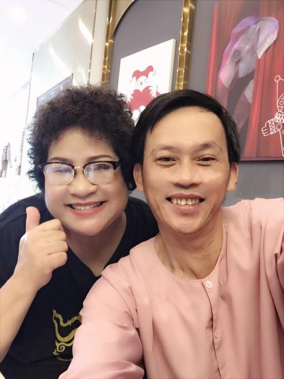 Thỉnh thoảng, Hoài Linh cũng đi diễn ở các tỉnh nhưng không còn nhiều như trước.