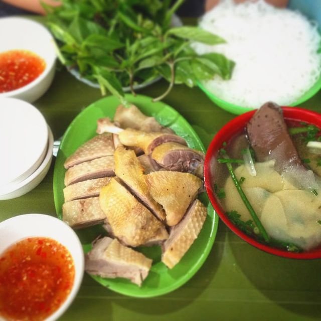 10 món ngon khó cưỡng ở Hà Nội, đến khách Tây cũng “mê như điếu đổ” - 10