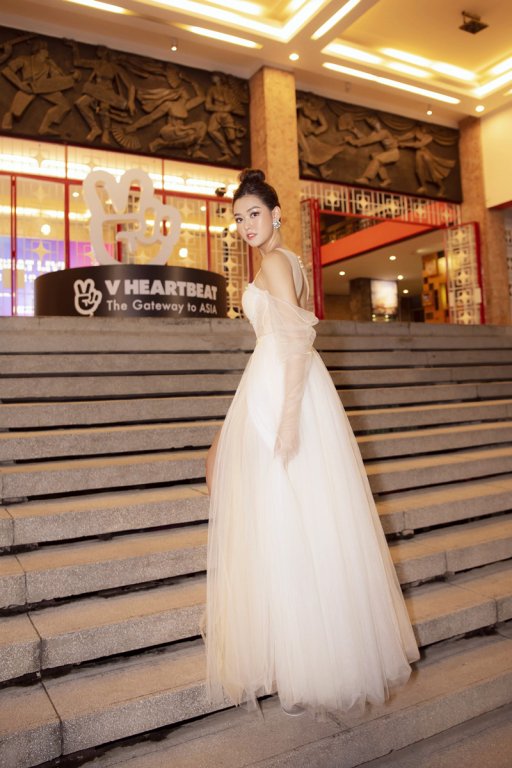Á hậu Tường San 