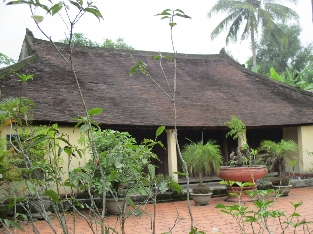 den-hue-choi-gi-o-dau-trong-ky-nghi-le-29