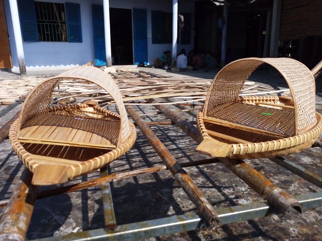 den-hue-choi-gi-o-dau-trong-ky-nghi-le-29