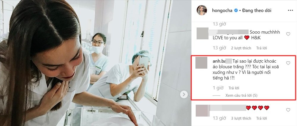 Hồ Ngọc Hà vấp phải ý kiến trái chiều khi để tóc xõa bị cho là điệu đà khi vào viện làm từ thiện. 