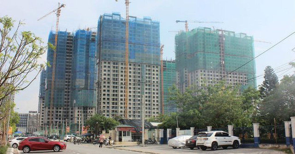 Quy định mua nhà 300 triệu đồng phải báo cáo bị đánh giá là xa rời thực tiễn. (Ảnh: IT).