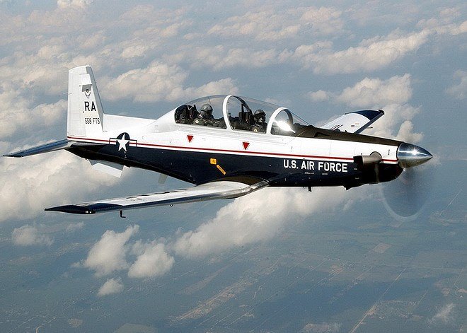 Việt Nam có thể sớm đặt mua máy bay huấn luyện T-6 Texan II