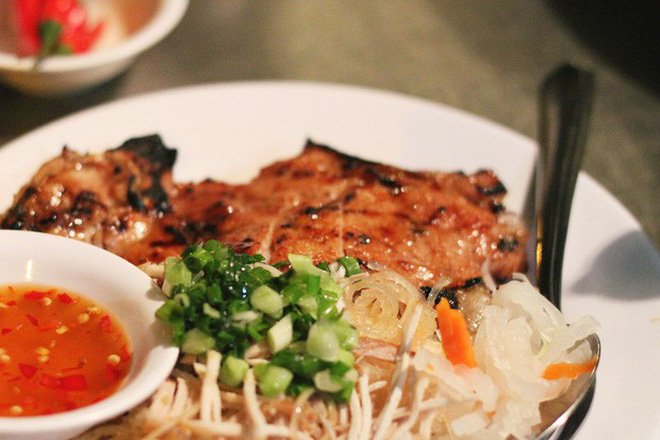 Sài Gòn có những quán giá đắt 