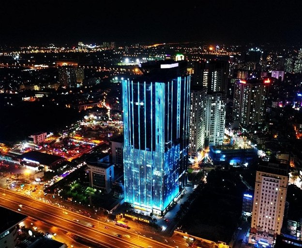 chiem-nguong-vu-dieu-anh-sang-tai-nhung-cong-trinh-dang-cap-cua-sunshine-homes