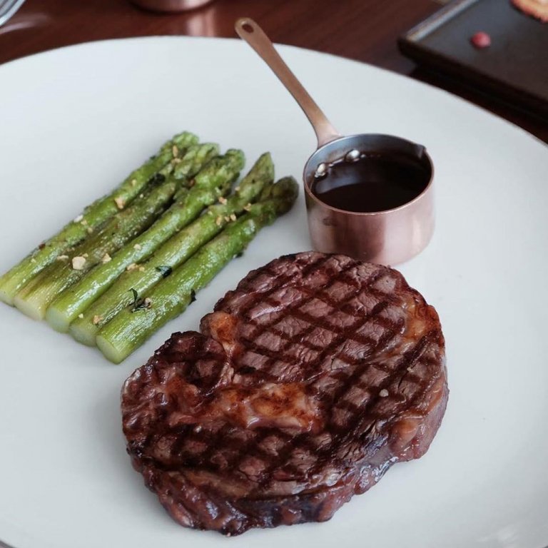 5 nha hang steak dat xat ra mieng noi tieng o Ha Noi hinh anh 9 