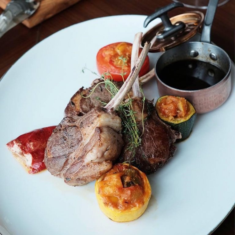 5 nha hang steak dat xat ra mieng noi tieng o Ha Noi hinh anh 10 