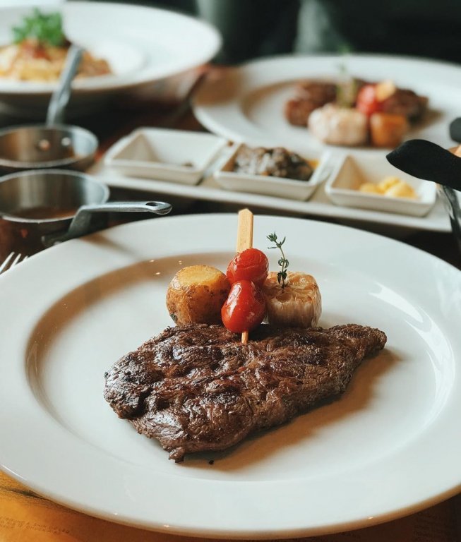 5 nha hang steak dat xat ra mieng noi tieng o Ha Noi hinh anh 23 