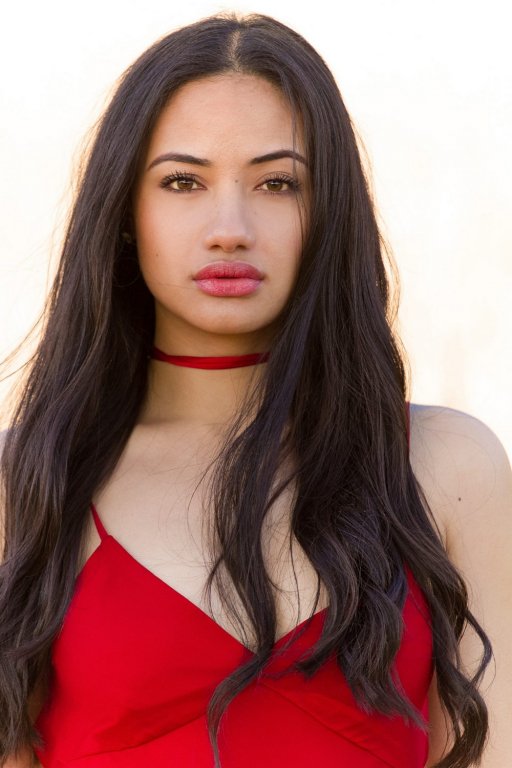 noi-got-catriona-gray-hang-loat-hang-ton-den-hoa-hau-hoan-vu-2019-canh-tranh-vuong-mien