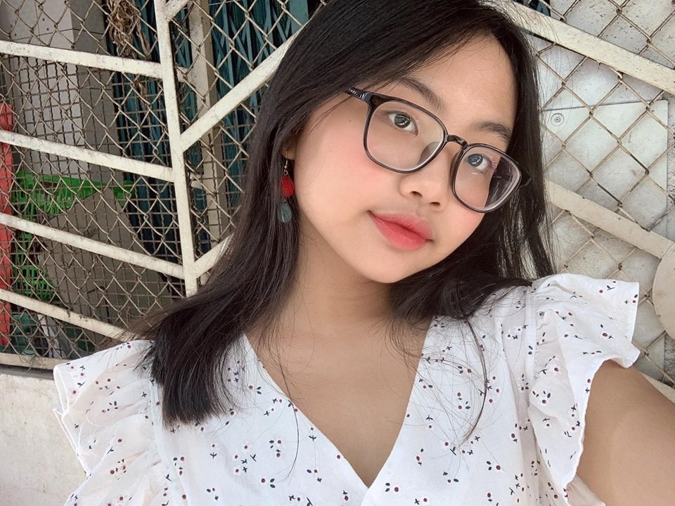 phuong-my-chi-bi-nhac-nho-khi-mac-ao-ho-eo-cung-to-nghe