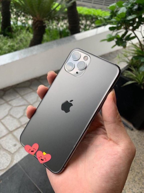 mot-nguoi-viet-da-co-du-3-chiec-iphone-moi-du-apple-chua-mo-ban
