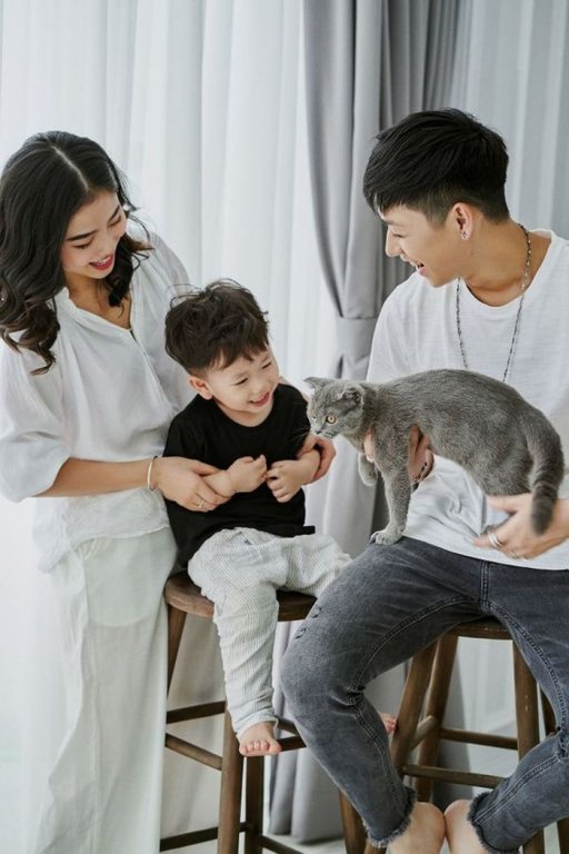 Sự xuất hiện của bé Đậu - cậu con trai kháu khỉnh đã làm cho gia đình nhà Ba Duy - Nam Thương ngày được cộng đồng mạng ngưỡng mộ và yêu mến.