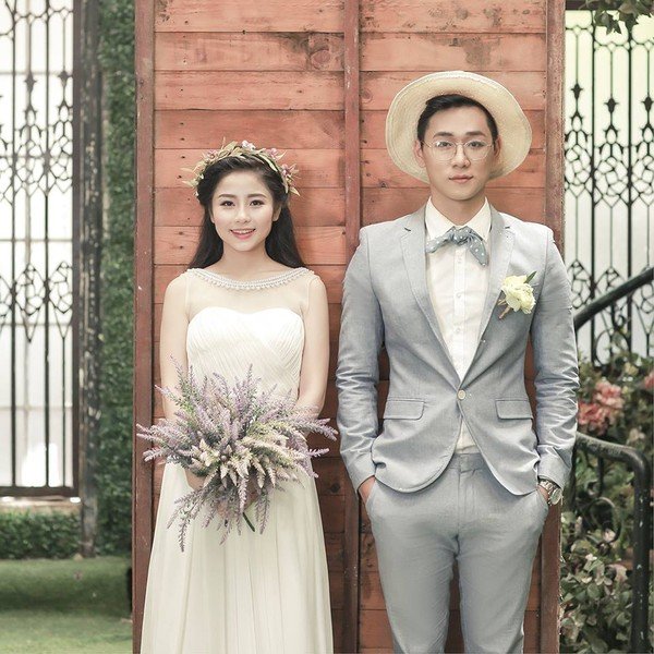 Đám cưới của Ba Duy và Nam Thương nhận được nhiều sự chúc phúc từ bạn bè, người thân.
