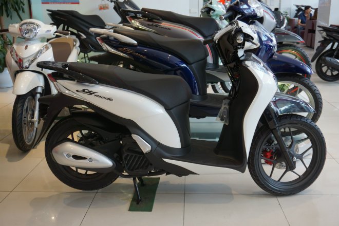 bang-gia-xe-may-honda-ngay-179-gia-xe-honda-sh-dang-doi-gia-20-trieu-dong