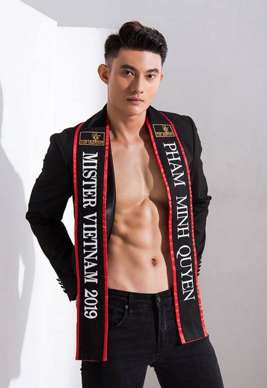do-nhan-sac-cua-2-tan-quan-quan-mister-vietnam-ai-hon-ai