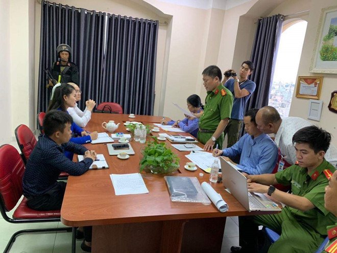 kham-xet-tru-so-cong-ty-dia-oc-alibaba-bat-giu-giam-doc-nguyen-thai-luyen