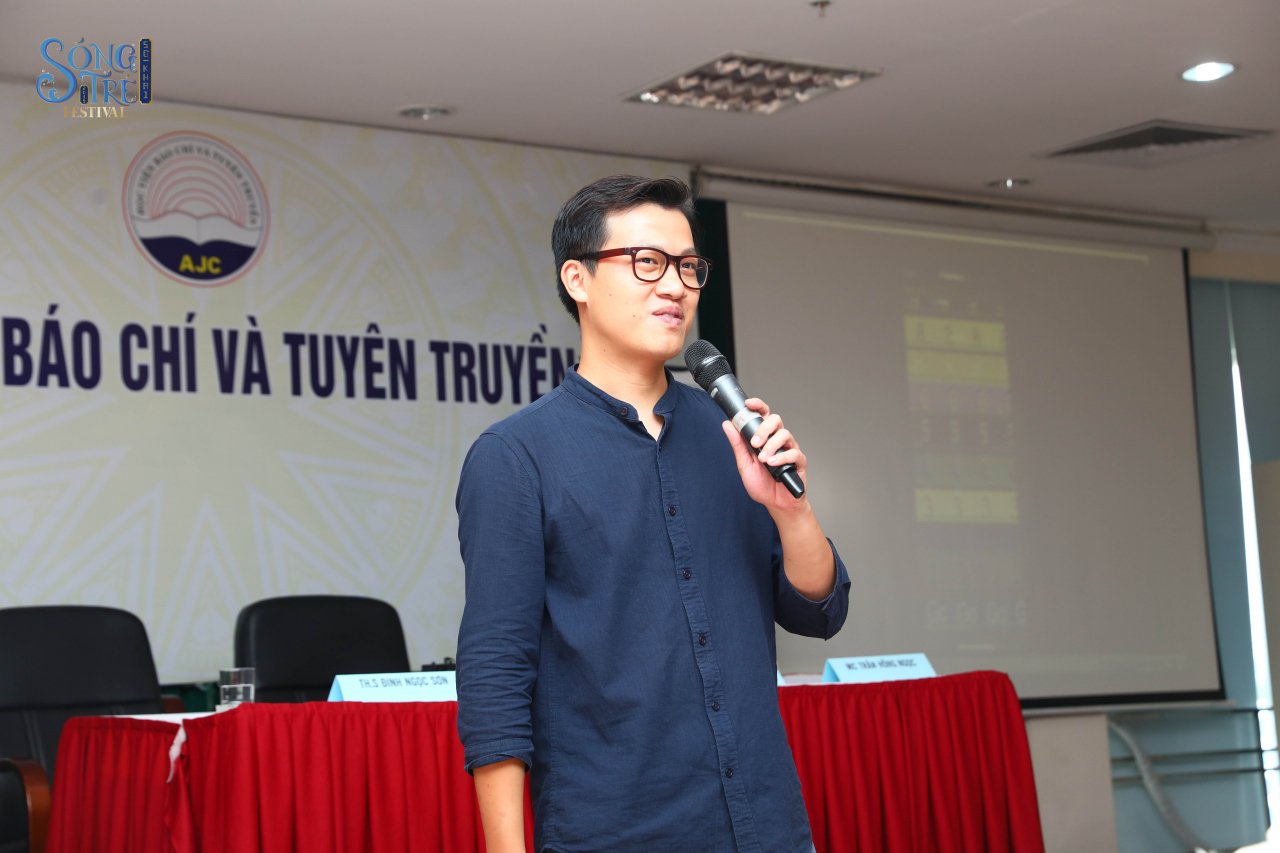 mc-tran-ngoc-khong-hoi-han-vi-theo-hoc-truong-dai-hoc-khoa-hoc-tu-nhien