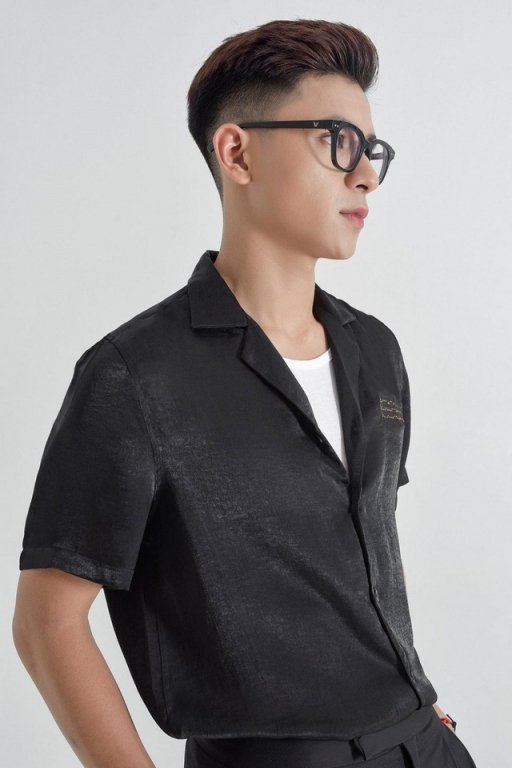 Nam sinh gốc Việt điển trai, 