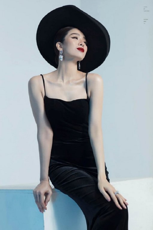 Lệ Quyên khiến người hâm mộ xuýt xoa với nhan sắc kiều diễm ở tuổi 38. 