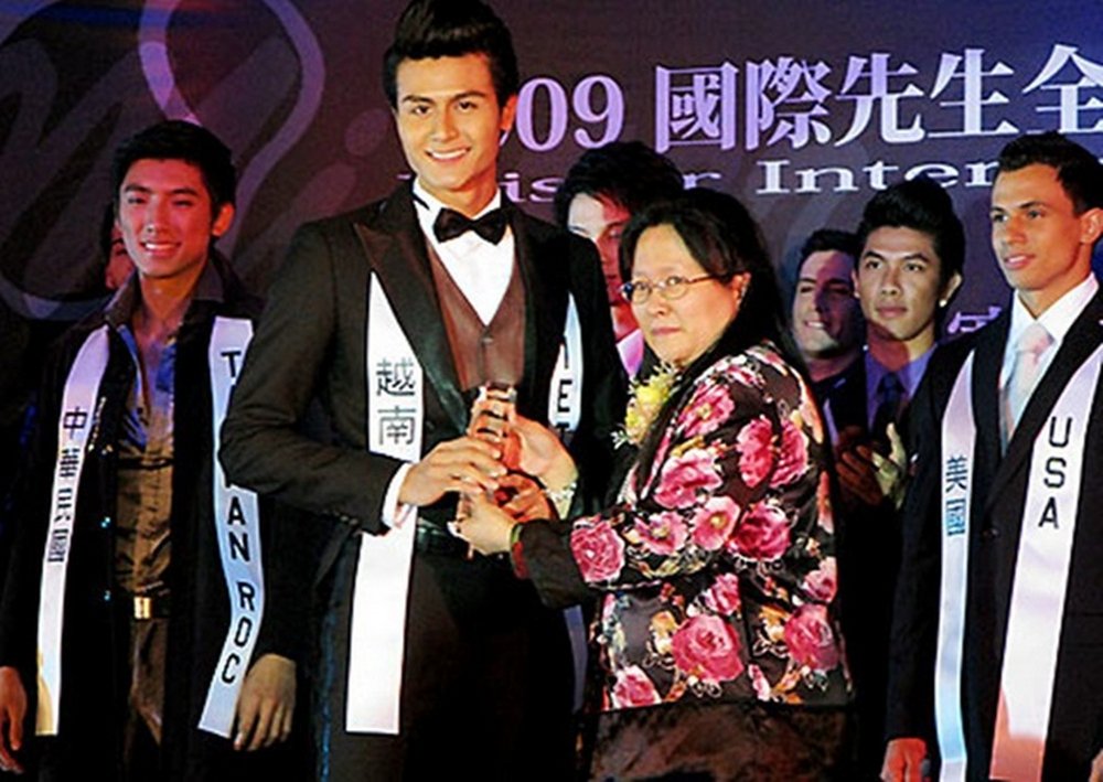 tran-thai-nhut-vinh-thuy-vuong-vong-lao-ly-vet-nho-kho-got-cua-2-chang-nam-vuong