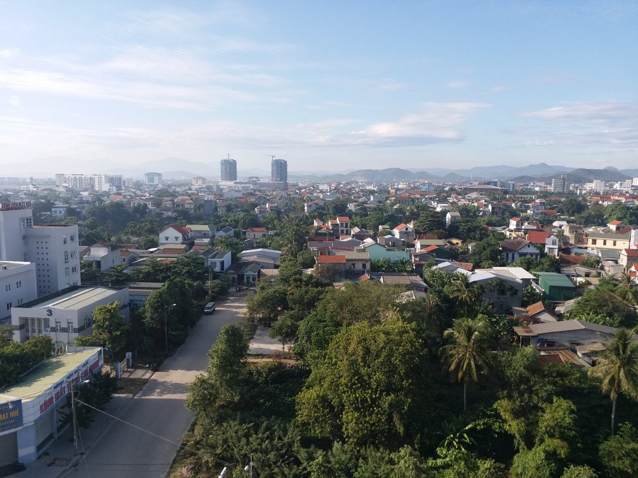 vi-sao-tinh-den-viec-mo-rong-do-thi-hue