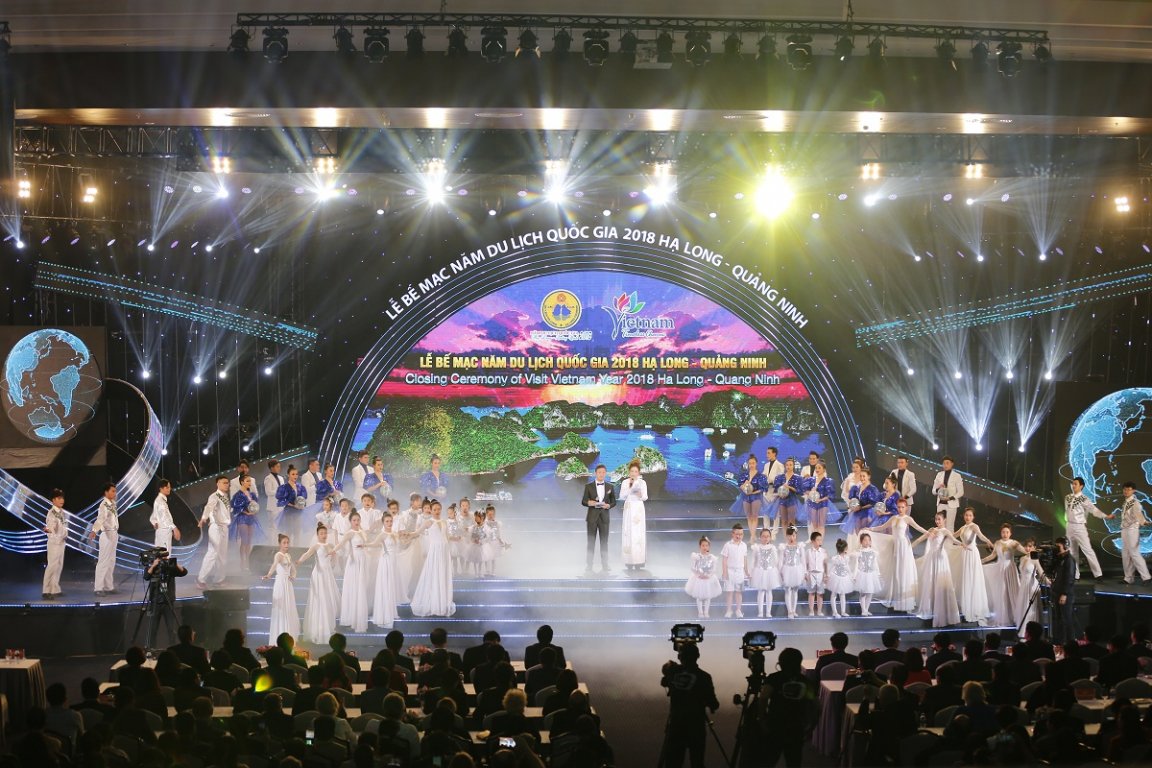 bat-nhip-xu-huong-bleisure-flc-hotels-resorts-hut-khach-voi-goi-hoi-hop-moi
