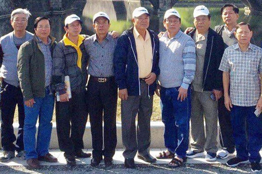 Hình ảnh lãnh đạo Sóc Trăng chụp hình cùng 