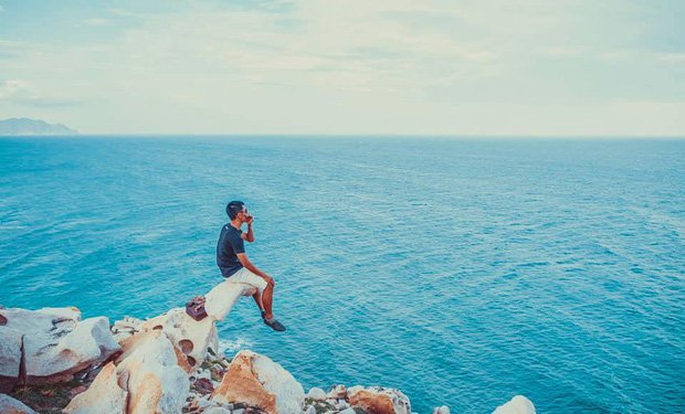 Ninh Thuận xuất hiện công viên đá với đủ loại hình thù kỳ lạ, nhìn ảnh check-in chỉ biết thốt lên: Trông nguy hiểm thế?