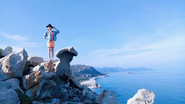 Ninh Thuận xuất hiện công viên đá với đủ loại hình thù kỳ lạ, nhìn ảnh check-in chỉ biết thốt lên: Trông nguy hiểm thế?