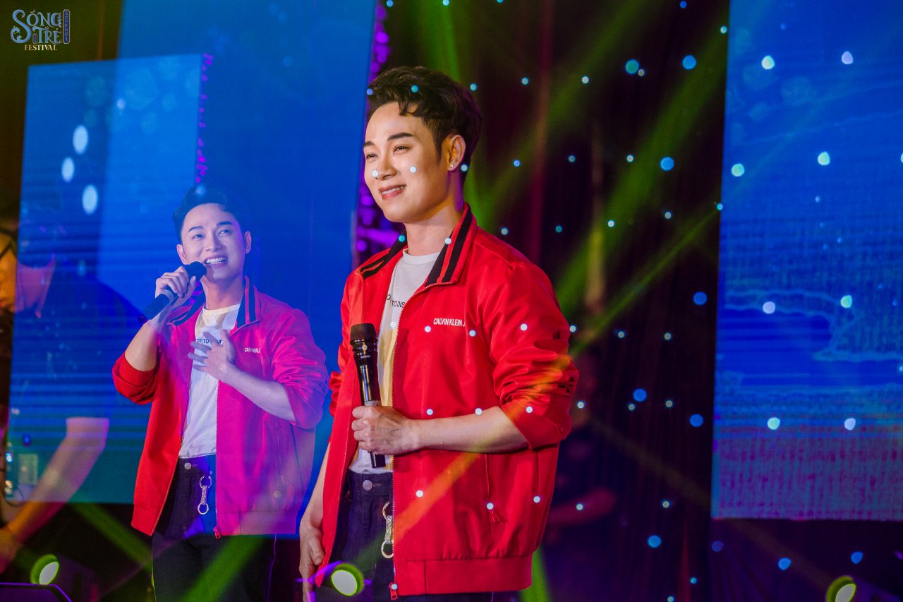 sang-mat-chua-truc-nhan-thieu-dot-sinh-vien-bao-chi-o-dai-nhac-hoi-song-tre-festival-2019