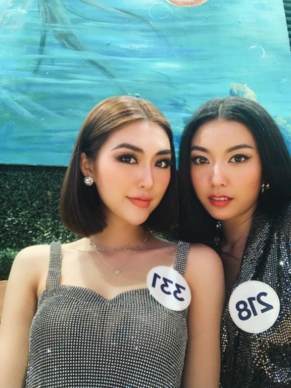 Thúy Vân đọ sắc bên Tường Linh khi tham dự Hoa hậu Hoàn vũ Việt Nam 2019. 