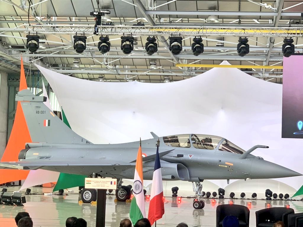 an-do-se-nhan-may-bay-chien-rafale-moi-trong-nam-2020