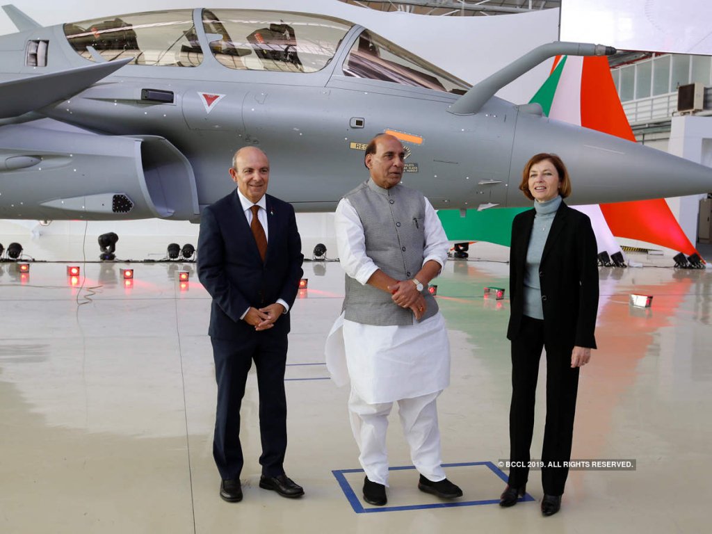 an-do-se-nhan-may-bay-chien-rafale-moi-trong-nam-2020