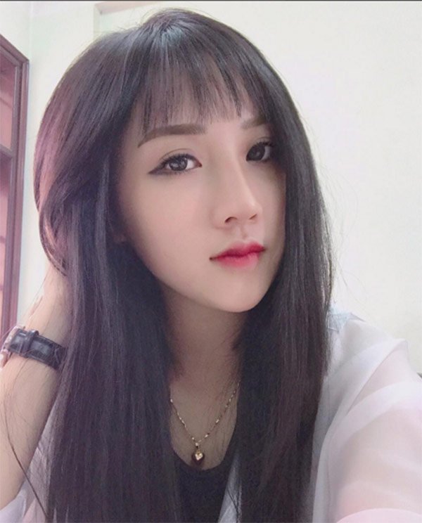 gai-xinh-giat-spotlight-tren-khan-dai-tran-viet-nam-malaysia